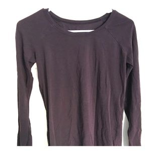 Lululemon burgundy top